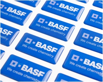 Naklejki wypukłe z warstwą żywicy
BASF