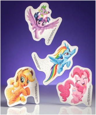 Magnesy płaskie z brokatem
HASBRO